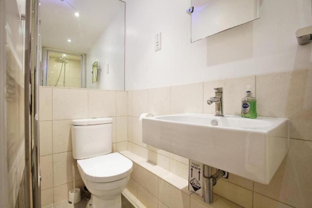 Lovely Kensington Flat ロンドン エクステリア 写真